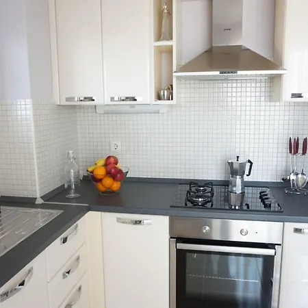 In Veliko Brdo Mit Privatem Pool Holiday home