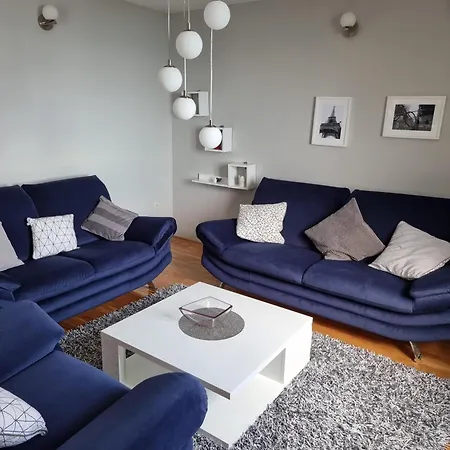 In Veliko Brdo Mit Privatem Pool Holiday home Makarska